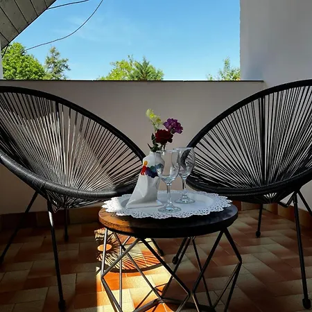 Pelso D'oro Apartmanhaz *