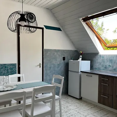 Pelso D'oro Apartmanhaz 아파트 *