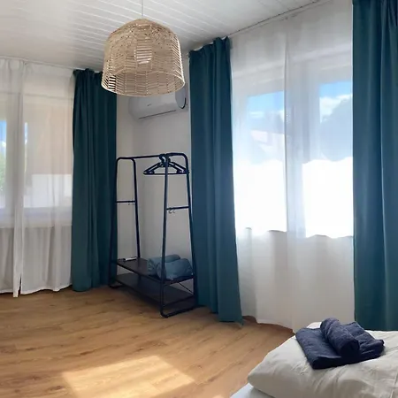 Pelso D'oro Apartmanhaz Διαμέρισμα