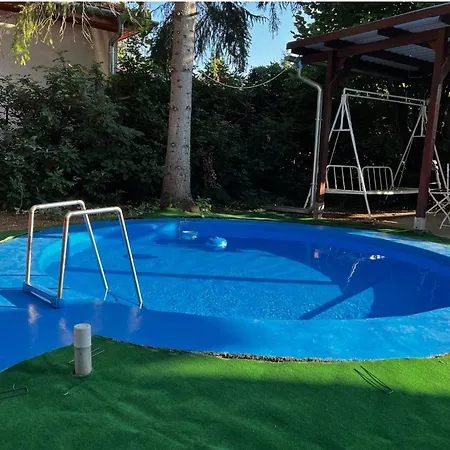 Διαμέρισμα Pelso D'oro Apartmanhaz *