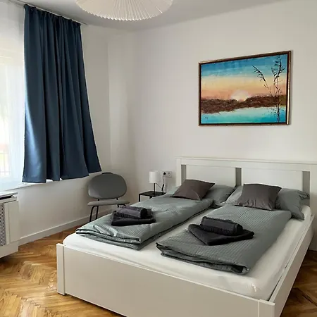 Pelso D'oro Apartmanhaz Balatonföldvár